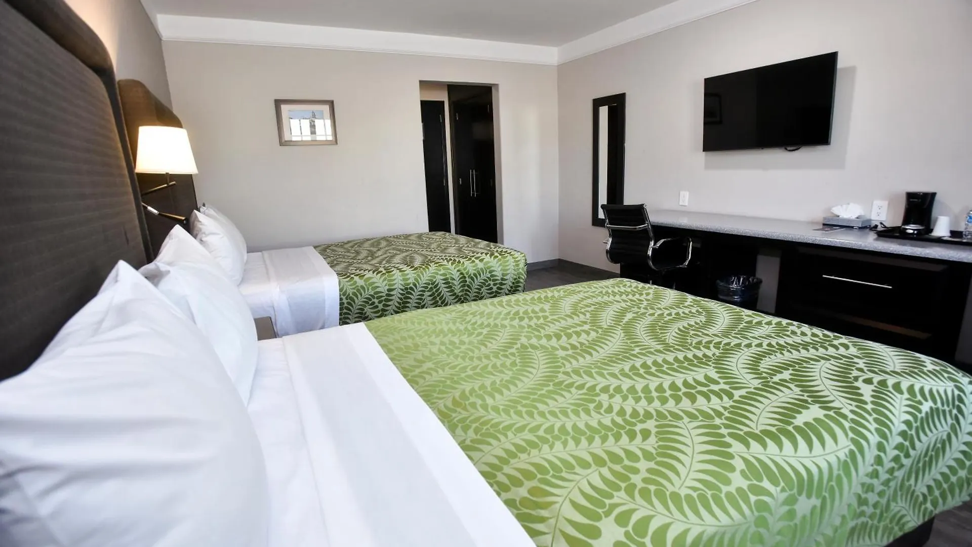 Plaza Camelinas Hotel Queretaro