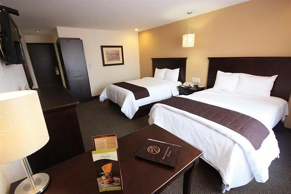 Plaza Camelinas Hotel Querétaro
